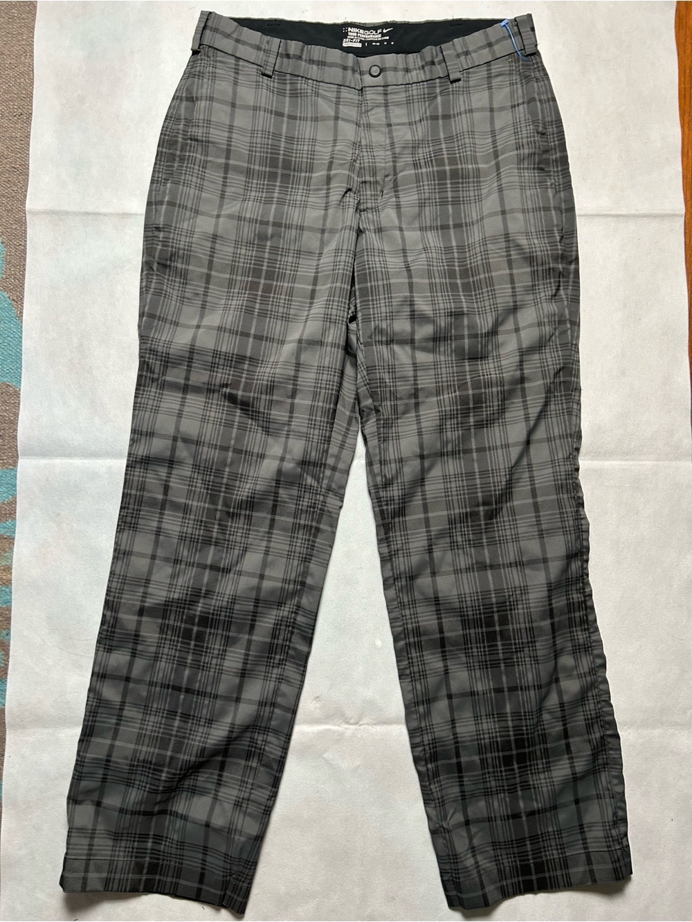 Nike golf performance grey and black plaid pants size 32 x 30